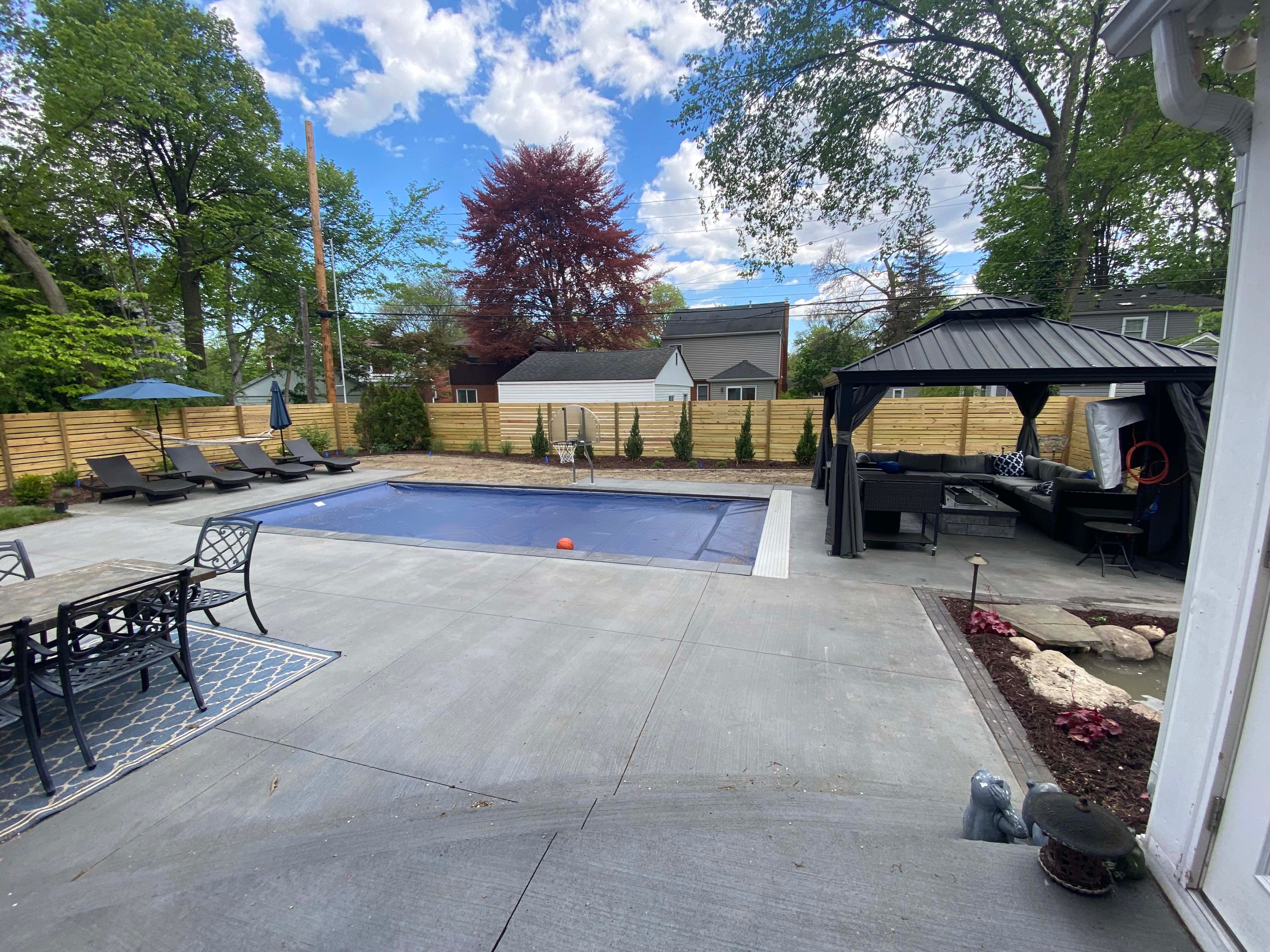 Pool with resting area